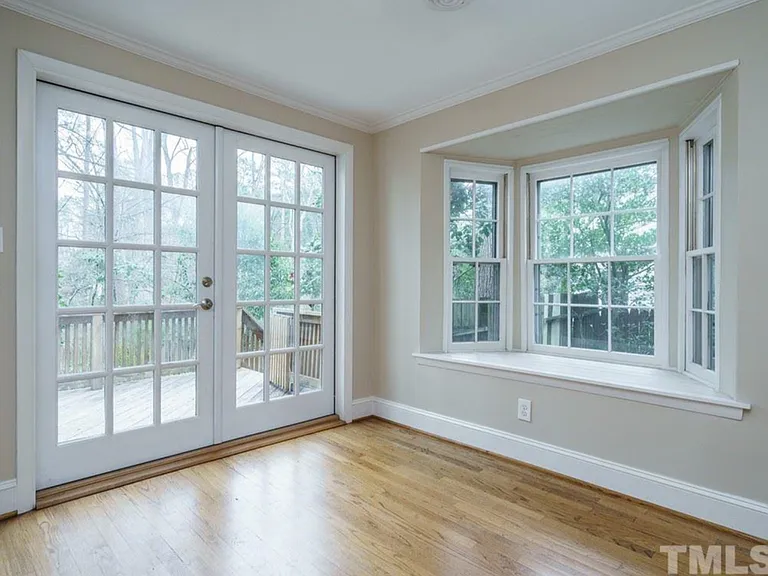 Breakfast nook
