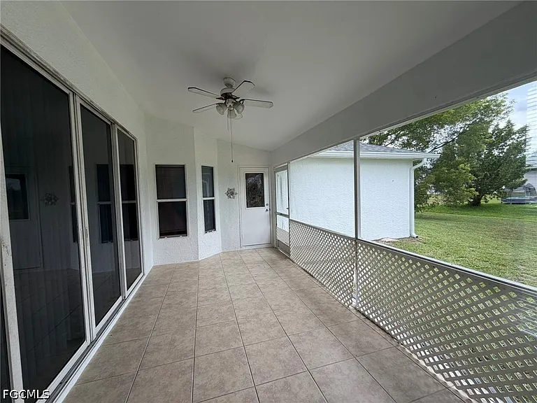 3404 NE 9th Ave — Photo 39
