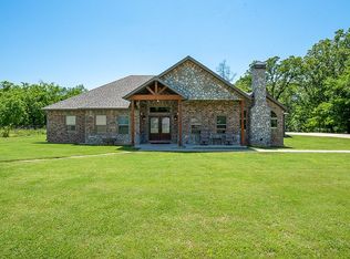 8749 Manor Dr, Bentonville, AR 72712