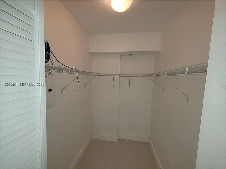 325 Biscayne Blvd #1719 — Photo 23