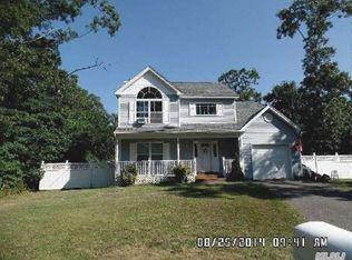 147 Main Ave, Mastic, NY 11950