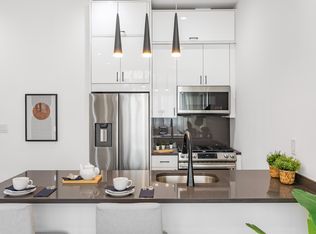 211 Jackson St #2D, Brooklyn, NY 11211