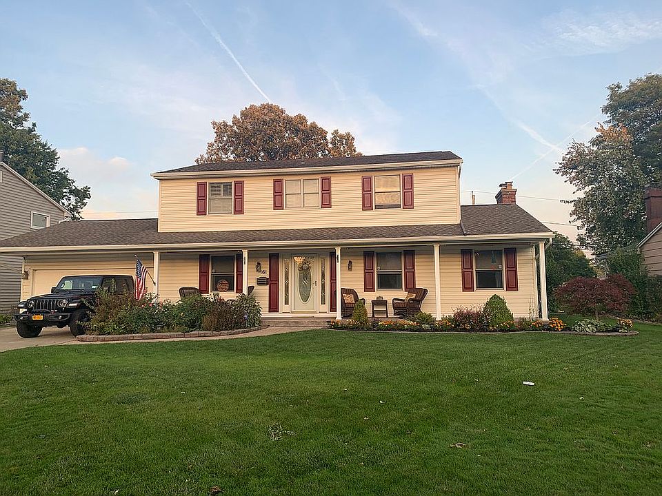 1st image of 161 Willow Green Dr