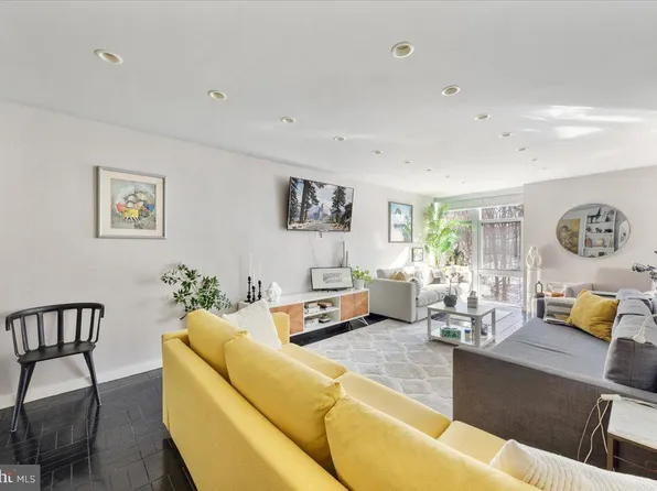 3600 Conshohocken Ave APT 114, Philadelphia, PA 19131