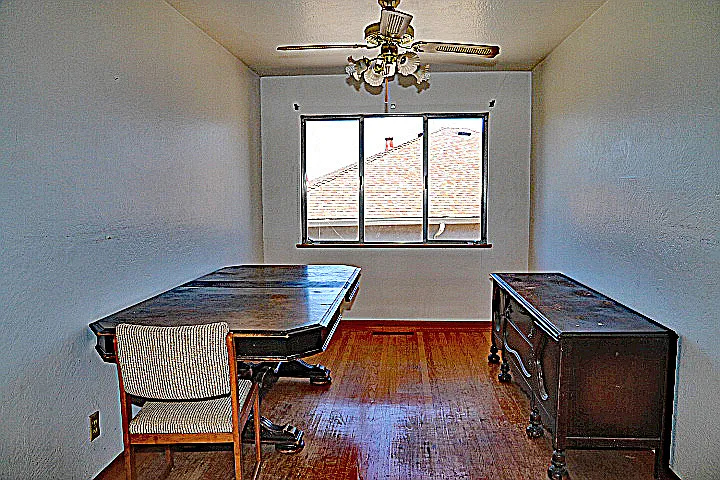 1685 Highland Blvd photo 1