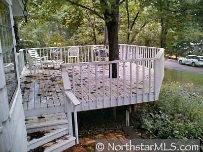 3rd image of 2784 Lake Blvd