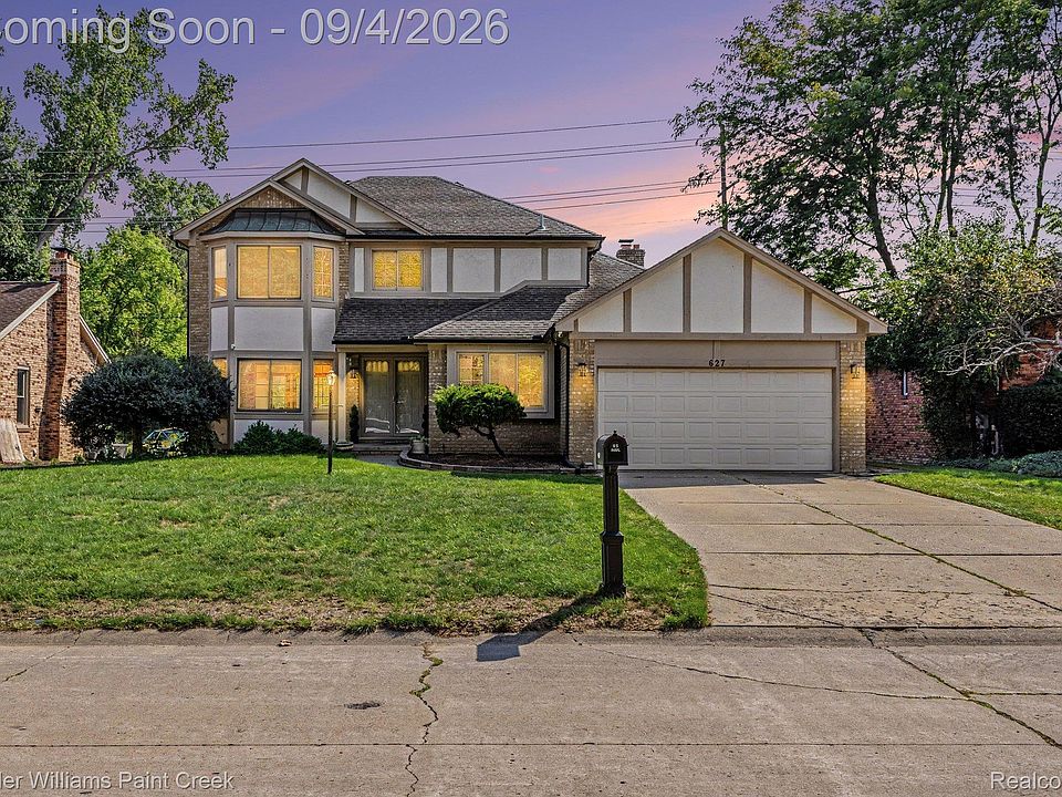 1st image of 627 Parkland Dr