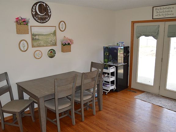 5th image of 1708 Whitters Way NW