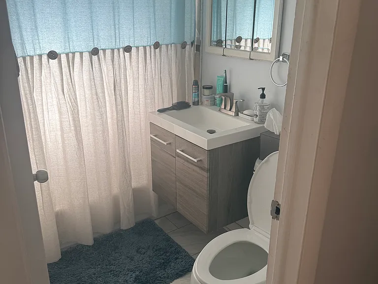 1135 S Gray St — Photo 5
