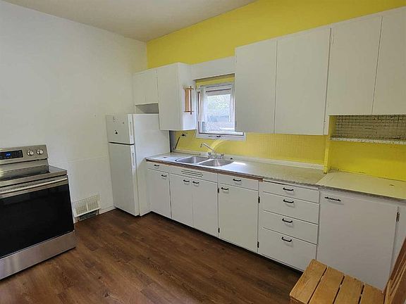 5th image of 5118 E 51st St