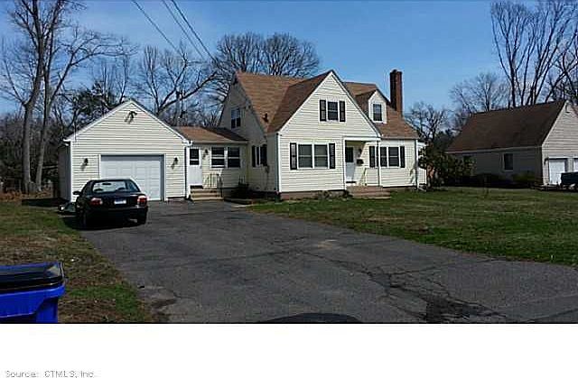 1st image of 434 Elmwood Dr