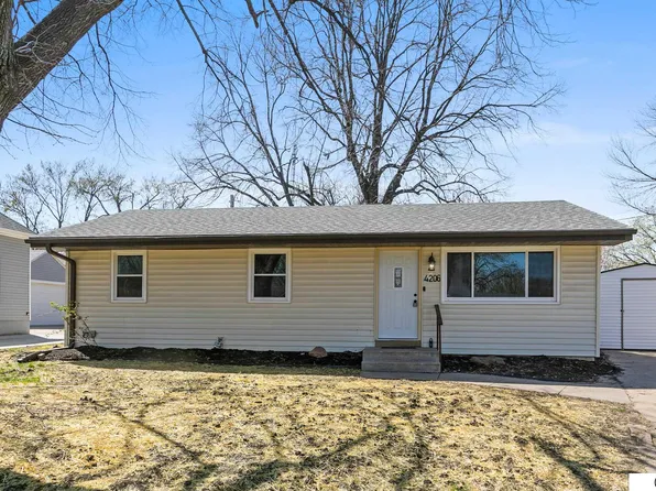 4206 Knox St, Lincoln, NE 68504