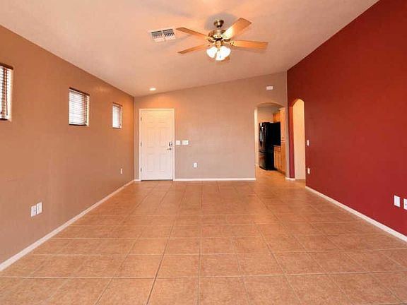 4th image of 3345 Yosemite Ct