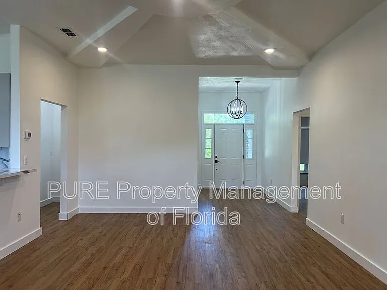 14232 SW 8th Ave — Photo 5