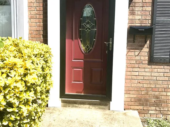 5871 Blaine Dr, Alexandria, VA 22303