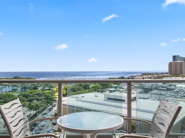 410 Atkinson Dr #1707, Honolulu, HI 96814