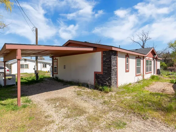 275 S Paradise Ave, Middleton, ID 83644
