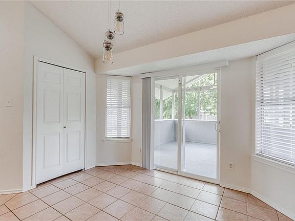 5th image of 2309 Larston Ln