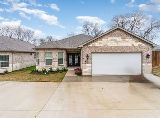 899 E Jefferson St, Van Alstyne, TX 75495