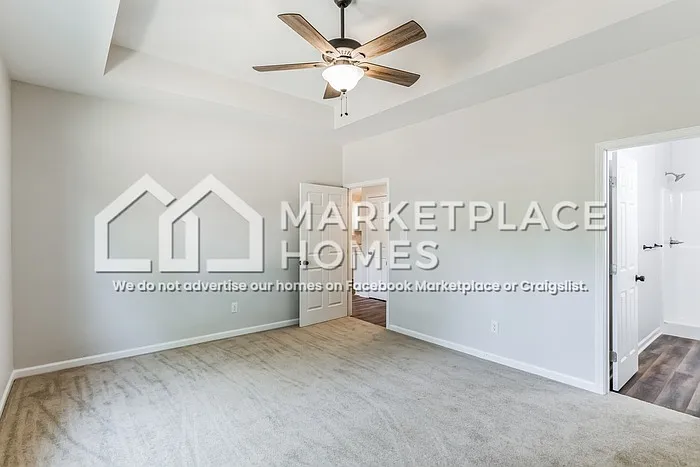1612 College St SE — Photo 16