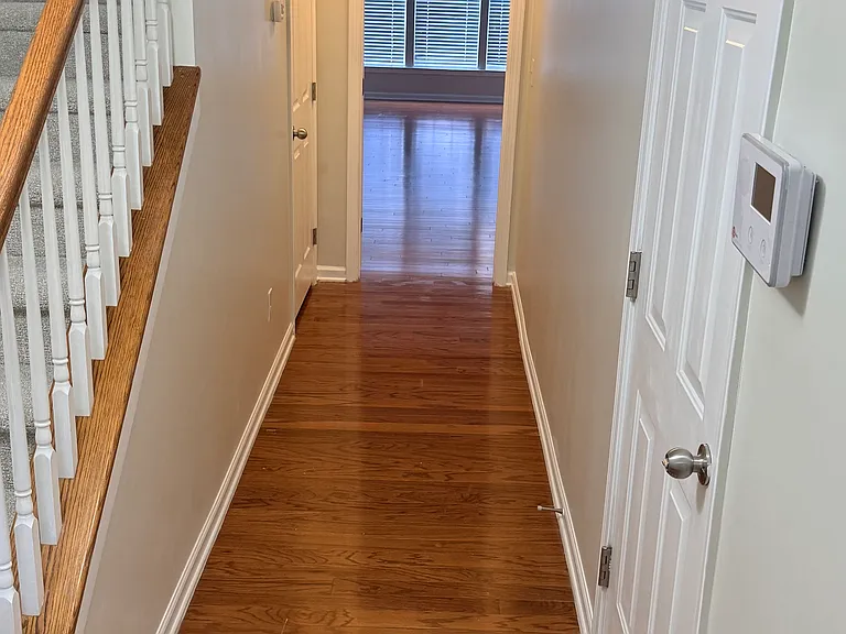 664 Penn St — Photo 1