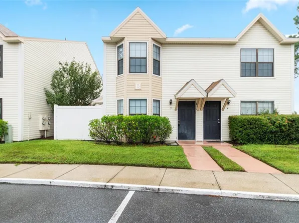 2302 Maki Rd APT 3, Plant City, FL 33563