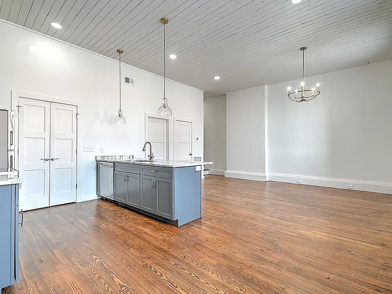 503 State St #203 — Photo 8