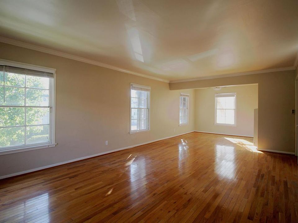 1st image of 3609 E 1st St APT 7