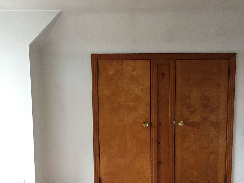 2nd image of 225 S Saint Clair Street # 4 Fl 3rd