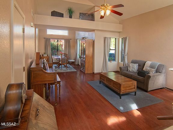 2nd image of 3076 W Country Meadow Dr