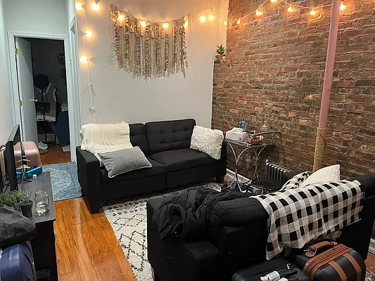 Rented by Terra Magia Inc | media 27