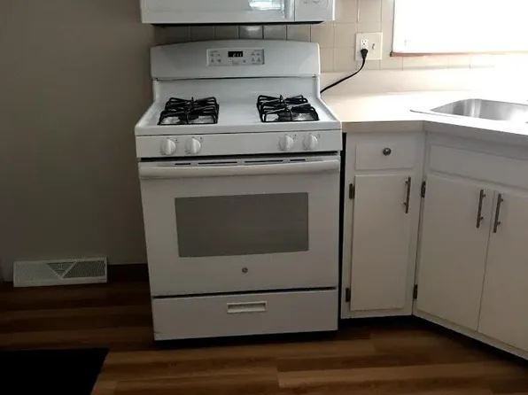 1836-1838 Lilac Ln, Aurora, IL 60506