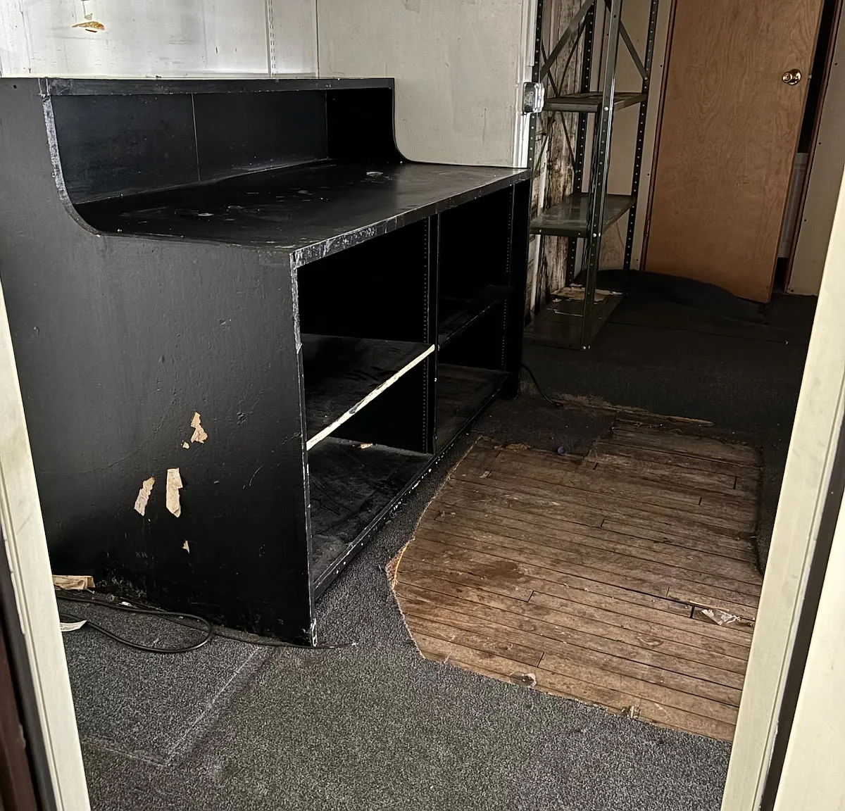 Studio, 700 sqft, $750 — Photo 2