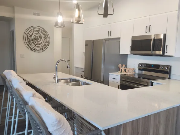 28th Street Apartments