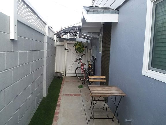 5 feet by 30 feet private side yard