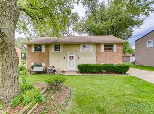 145 S Pinecrest Rd, Bolingbrook, IL 60440