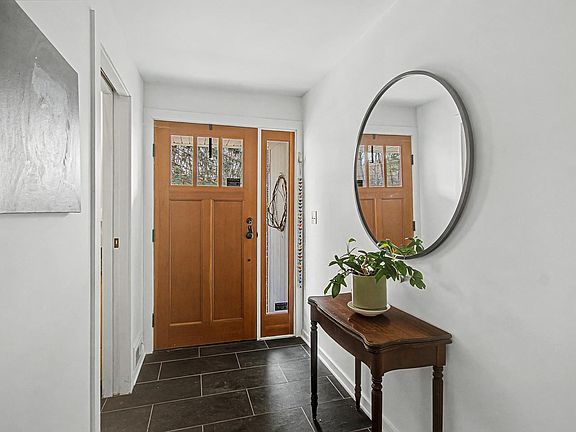 4th image of 777 South Prospect Street