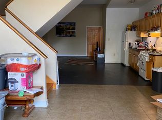 629 S 42nd St, Philadelphia, PA 19104