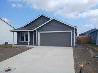 159 Wolf Crest Blvd, Seguin, TX 78155