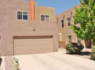 909 Tieran Ct NE, Albuquerque, NM 87112