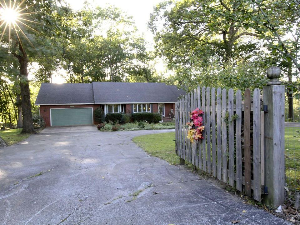 2nd image of 2101 S 16th Ave