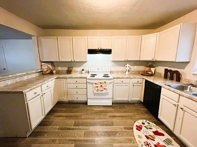 6505 S Phillips Ave — Photo 8