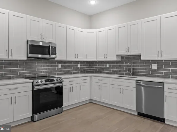 418 Jefferson Ave #7, Bristol, PA 19007