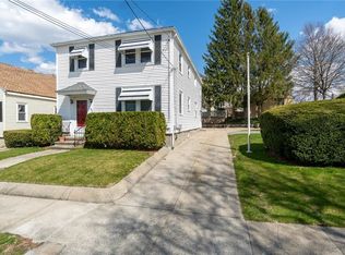 365 Jastram St, Providence, RI 02908