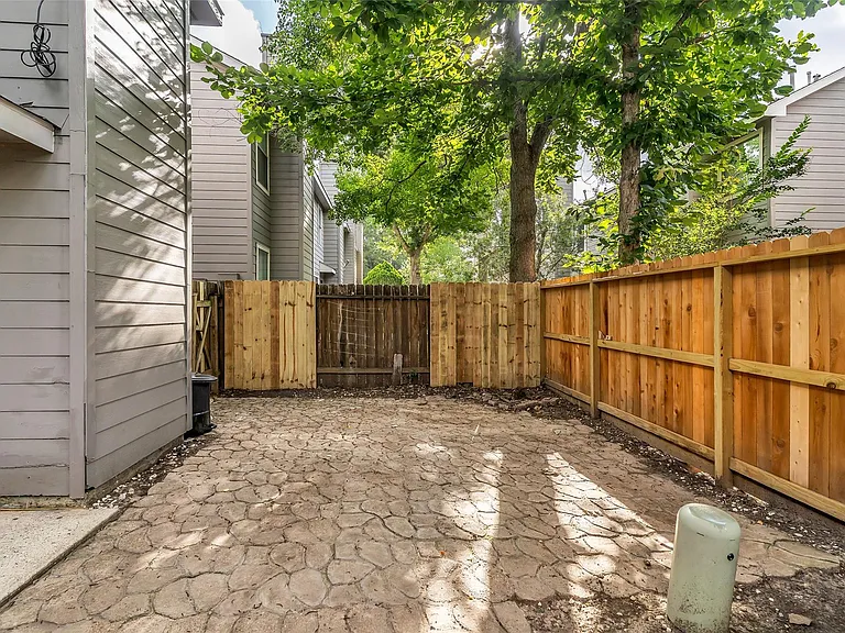46 Marble Rock Pl — Photo 16