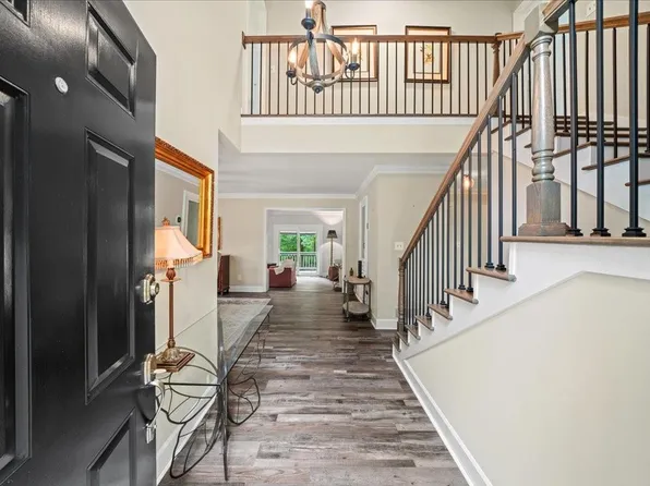 1899 Dyouville Ln, Atlanta, GA 30341