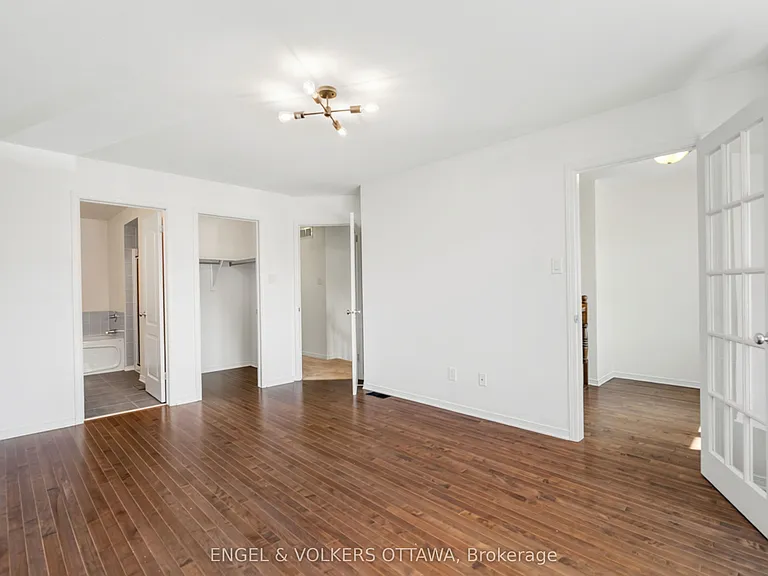 729 Nakina Way — Photo 31