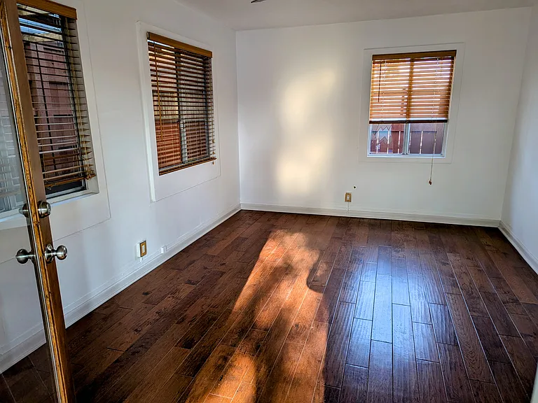 630 Broadway St #C — Photo 13