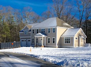 10 Deer Common Dr, Scituate, MA 02066