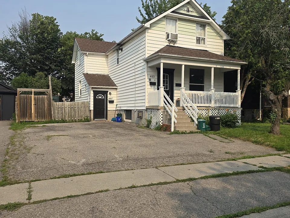 485 Howard St #1